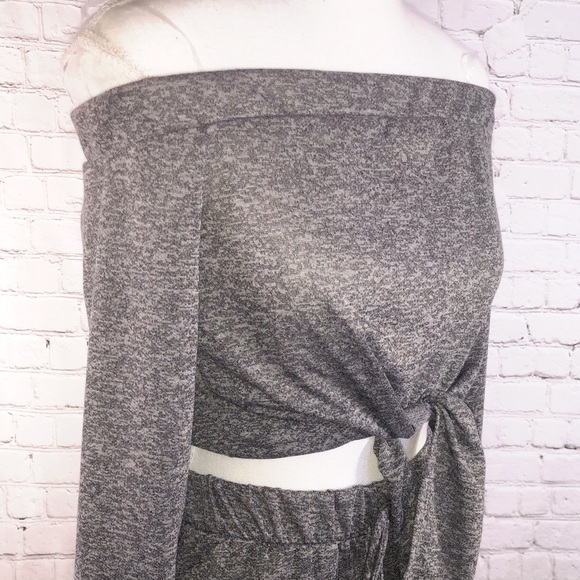 4 Piece Bundle - Picture 7 of 8